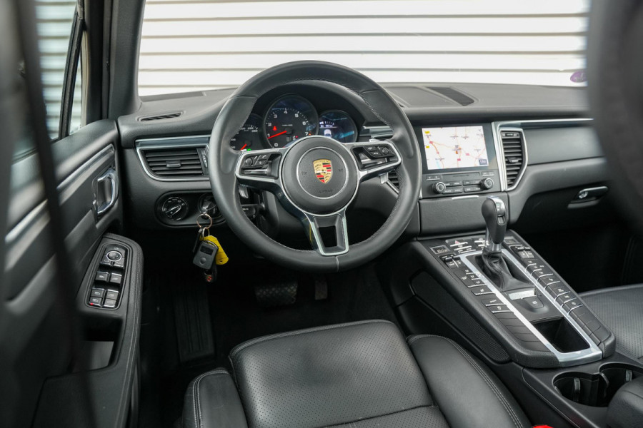 Porsche Macan 2.0 Panodak Memory Xenon PDC Cruise Stoelverw.