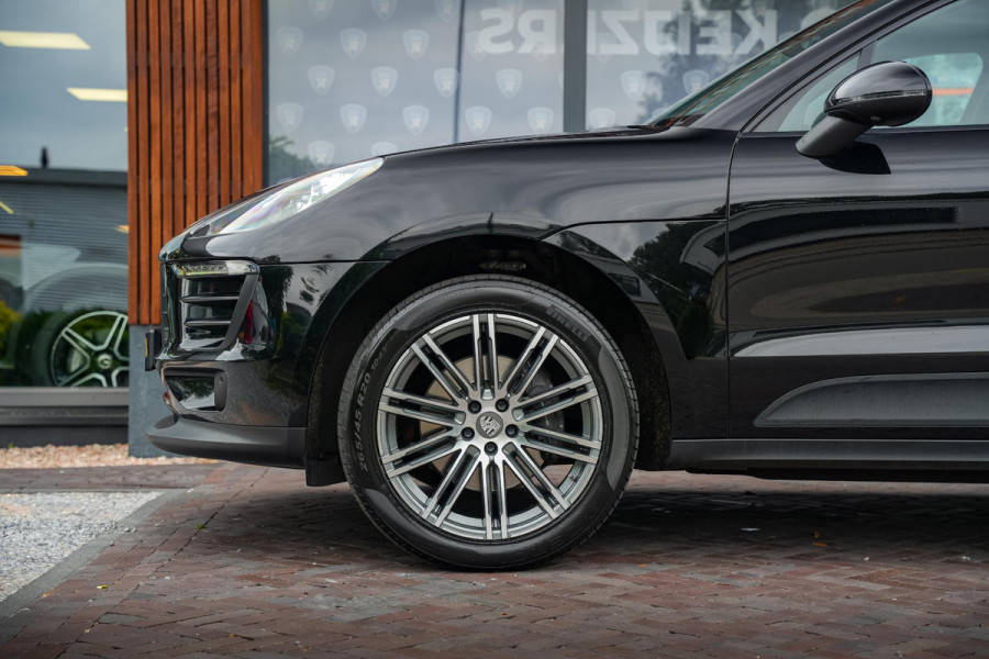 Porsche Macan 2.0 Panodak Memory Xenon PDC Cruise Stoelverw.