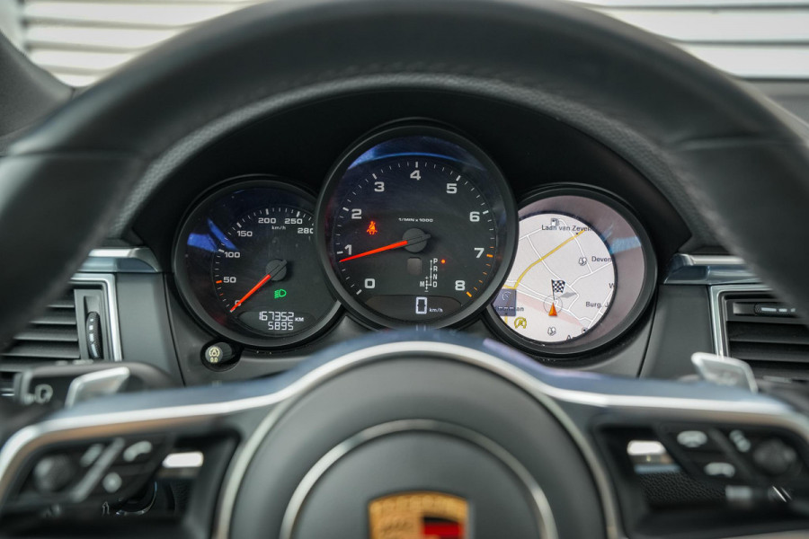 Porsche Macan 2.0 Panodak Memory Xenon PDC Cruise Stoelverw.