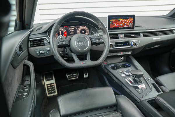 Audi A4 Avant 2.9 TFSI RS 4 quattro Panoramadak B&O Keramisch Leer ACC Camera