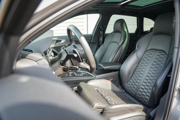Audi A4 Avant 2.9 TFSI RS 4 quattro Panoramadak B&O Keramisch Leer ACC Camera