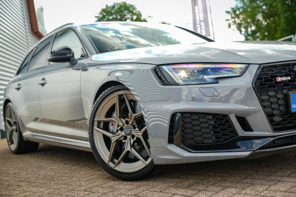 Audi A4 Avant 2.9 TFSI RS 4 quattro Panoramadak B&O Keramisch Leer ACC Camera