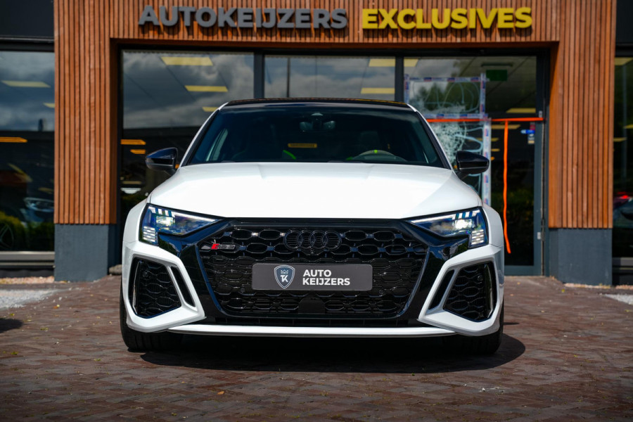 Audi A3 Limousine 2.5 TFSI RS 3 quattro Panoramadak B&O HUD ACC Hulk Edition
