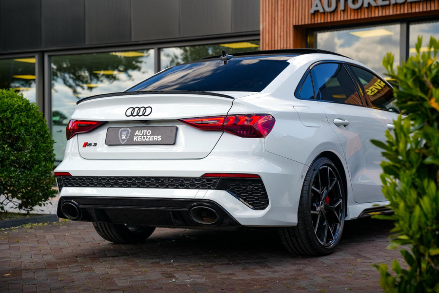 Audi A3 Limousine 2.5 TFSI RS 3 quattro Panoramadak B&O HUD ACC Hulk Edition