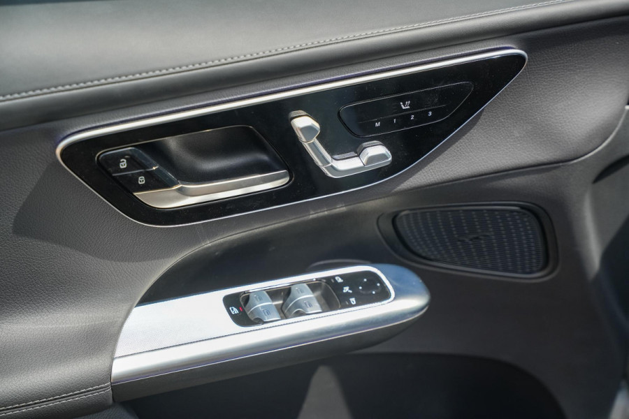 Mercedes-Benz GLC 220d 4MATIC AMG Line Panodak ACC Memory Trekhaak Ambient Keyless