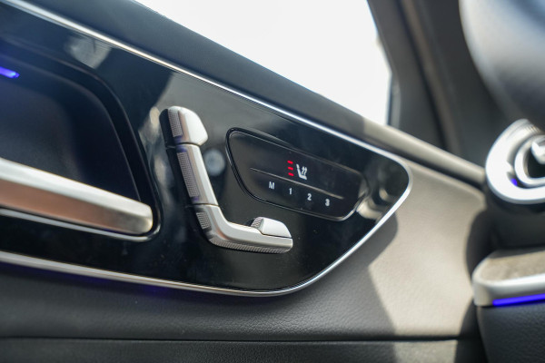 Mercedes-Benz GLC 220d 4MATIC AMG Line Panodak ACC Memory Trekhaak Ambient Keyless