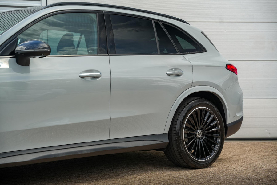 Mercedes-Benz GLC 220d 4MATIC AMG Line Panodak ACC Memory Trekhaak Ambient Keyless