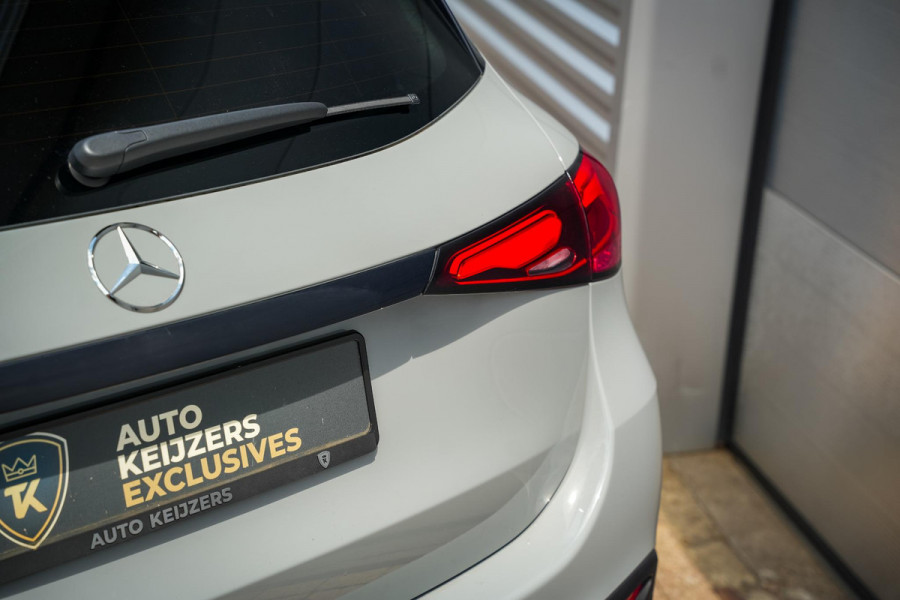 Mercedes-Benz GLC 220d 4MATIC AMG Line Panodak ACC Memory Trekhaak Ambient Keyless