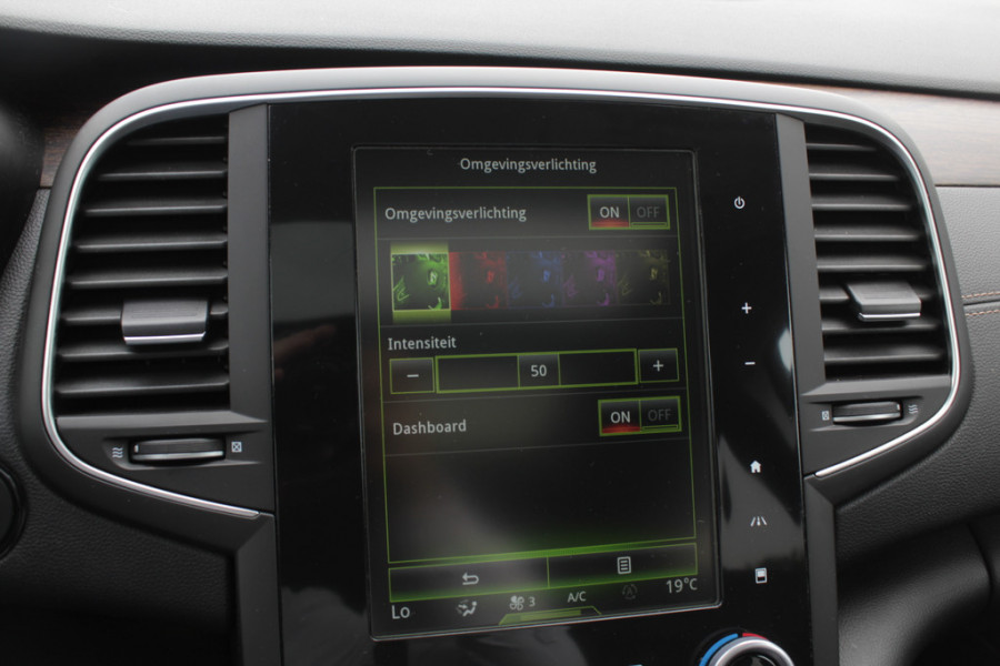 Renault Talisman Estate 1.5 dCi Intens / Navigatie / Parkeerhulp achter / Cruise Control / 18'' / Half leder / Bose / KEyless / DAB / Cruise Control
