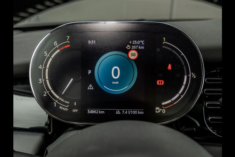 MINI 1.5 COOPER JCW Steptronic-Aut. ** LED, NAVI+, JCW SPORTST, PANORAMA, HuD, VERW. STUUR ** 1e EIG - UNFALFREI ** ** INFORMEER OOK NAAR ONZE AANTREKKELIJKE FINANCIAL-LEASE TARIEVEN **