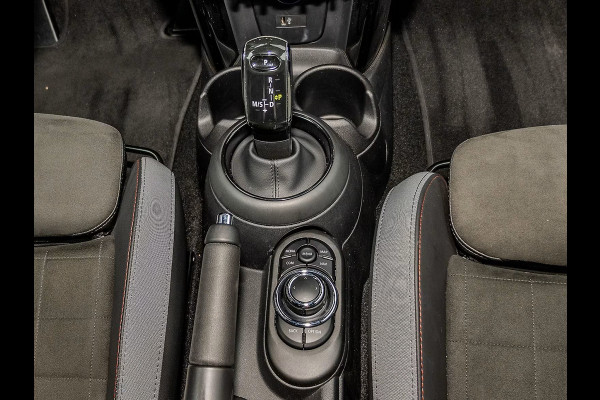 MINI 1.5 COOPER JCW Steptronic-Aut. ** LED, NAVI+, JCW SPORTST, PANORAMA, HuD, VERW. STUUR ** 1e EIG - UNFALFREI ** ** INFORMEER OOK NAAR ONZE AANTREKKELIJKE FINANCIAL-LEASE TARIEVEN **