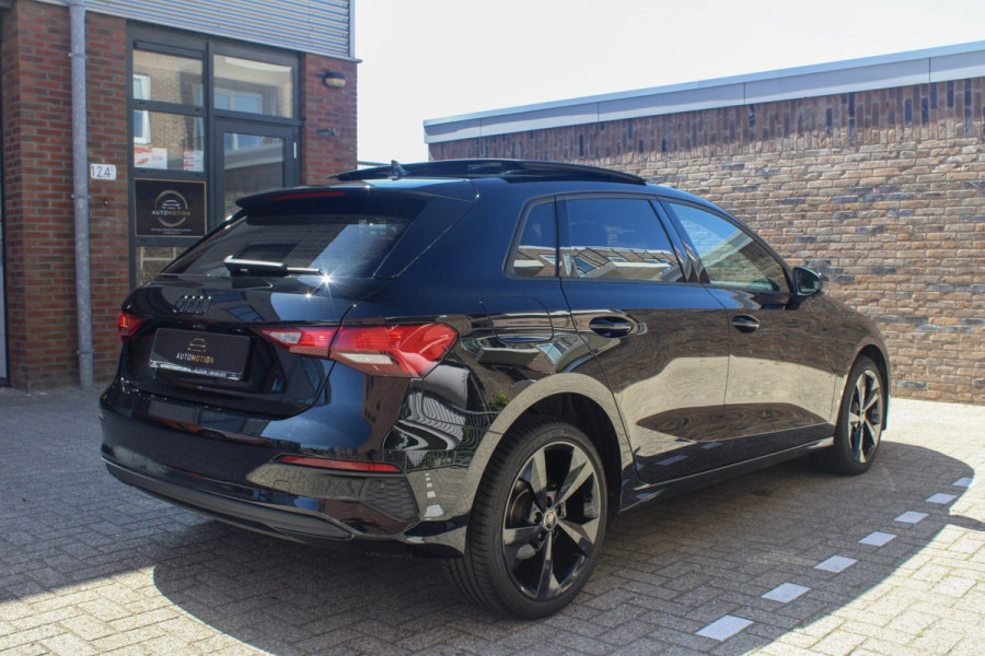 Audi A3 Sportback 40 TFSI e Edition PANO| StoelVW | Keyless | Camera