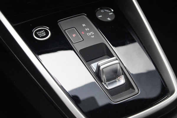 Audi A3 Sportback 40 TFSI e Edition PANO| StoelVW | Keyless | Camera