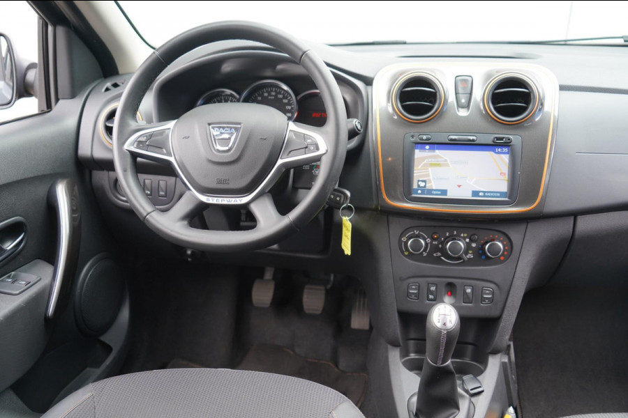 Dacia Logan MCV 0.9 TCe Stepway / 89dkm NAP / Navigatie / Airco / Cruise / NL-Auto