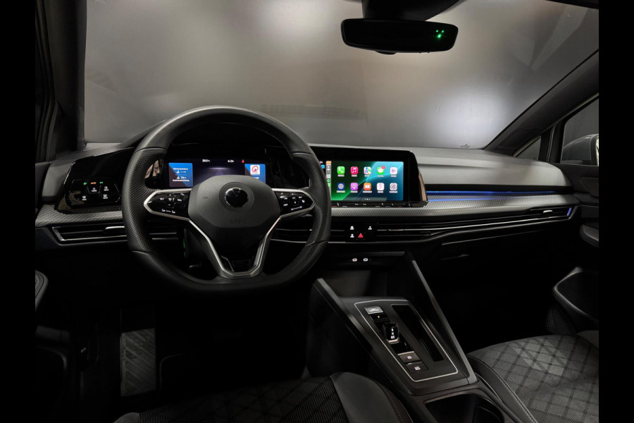 Volkswagen Golf 1.0 eTSI DSG R-Line, Navi, Apple Carplay, Cam, ACC, Target Blue Eye, PDC, Private Glas, Voll Led