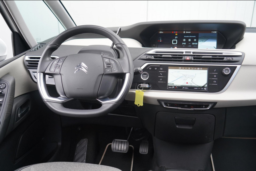 Citroën Grand C4 Spacetourer 1.2 PureTech Business / 7 Pers. / Automaat / Camera / Navi / NL-Auto / Trekhaak