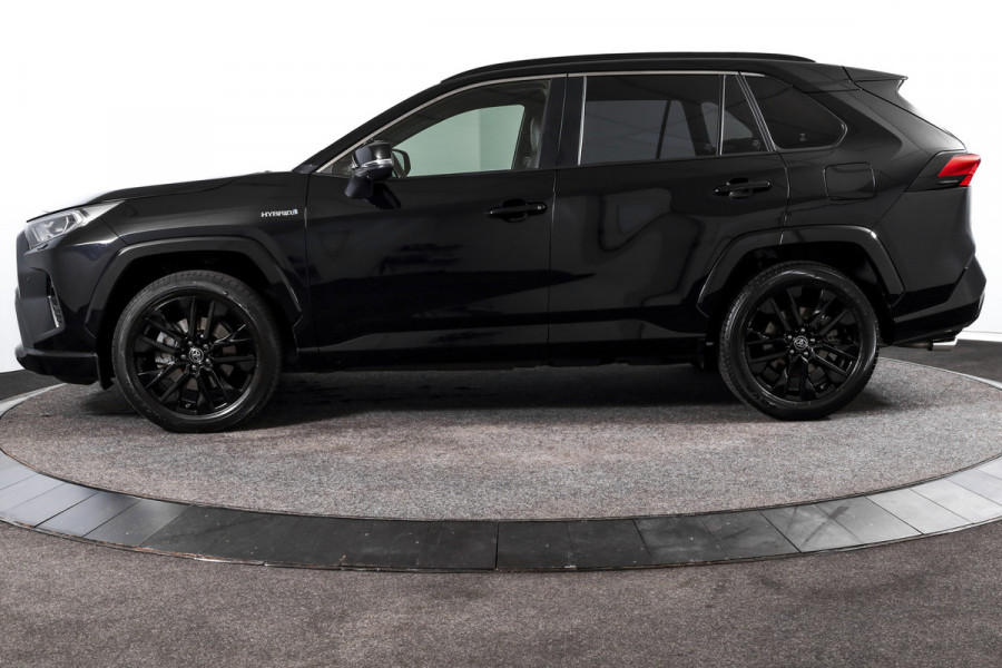Toyota RAV4 2.5 Hybrid Black Edition | Adapt. Cruise | Stoel-+stuurverw. | PDC | 360 Camera | NAV+App. Connect | Elek. Klep | ECC | LM 19" |