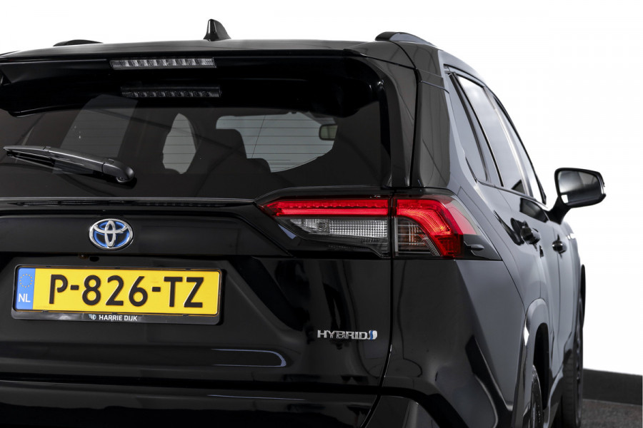 Toyota RAV4 2.5 Hybrid Black Edition | Adapt. Cruise | Stoel-+stuurverw. | PDC | 360 Camera | NAV+App. Connect | Elek. Klep | ECC | LM 19" |