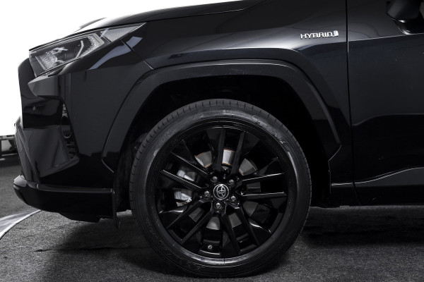 Toyota RAV4 2.5 Hybrid Black Edition | Adapt. Cruise | Stoel-+stuurverw. | PDC | 360 Camera | NAV+App. Connect | Elek. Klep | ECC | LM 19" |