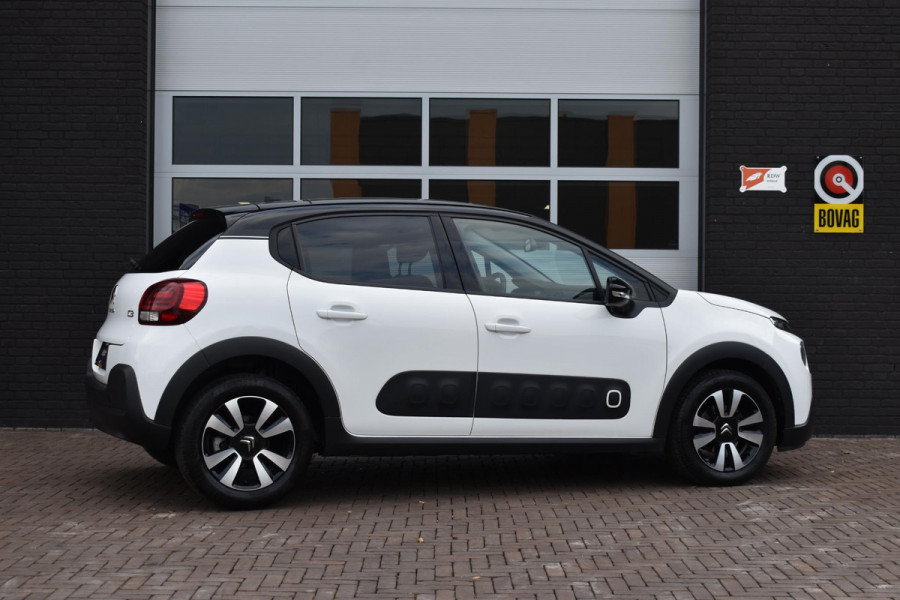 Citroën C3 1.2 PureTech 110PK Aut. Shine | Carplay | Panoramadak | Incl. garantie