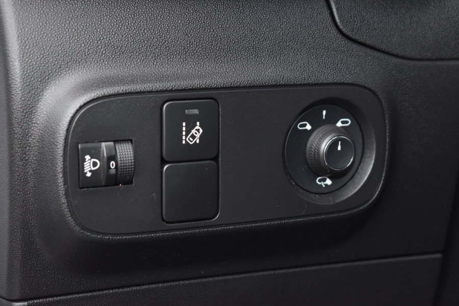 Citroën C3 1.2 PureTech 110PK Aut. Shine | Carplay | Panoramadak | Incl. garantie