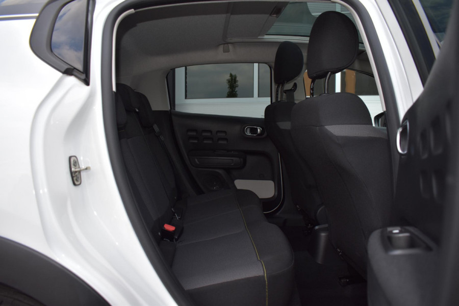 Citroën C3 1.2 PureTech 110PK Aut. Shine | Carplay | Panoramadak | Incl. garantie