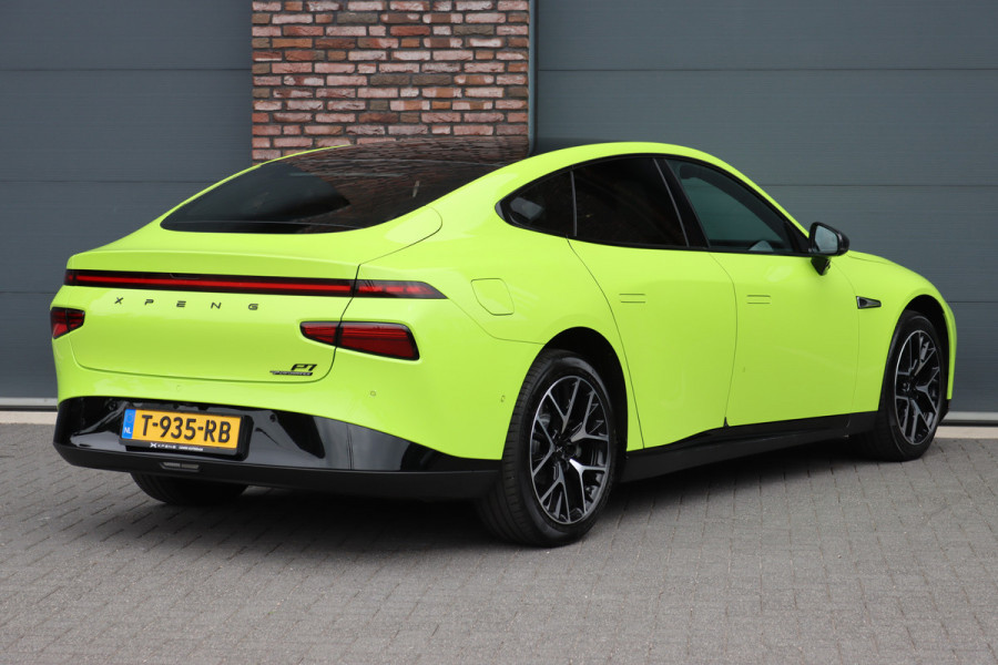 XPeng P7 AWD Performance 'Wing Edition' 86 kWh | Premium-Pakket | Panoramadak | XPilot | Stoelventilatie | Verwarmd Stuurwiel | Dynaudio | Surround Camera | Nappa Leder | Sfeerverlichting | ACC |