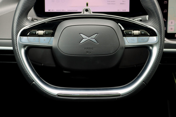 XPeng P7 AWD Performance 'Wing Edition' 86 kWh | Premium-Pakket | Panoramadak | XPilot | Stoelventilatie | Verwarmd Stuurwiel | Dynaudio | Surround Camera | Nappa Leder | Sfeerverlichting | ACC |
