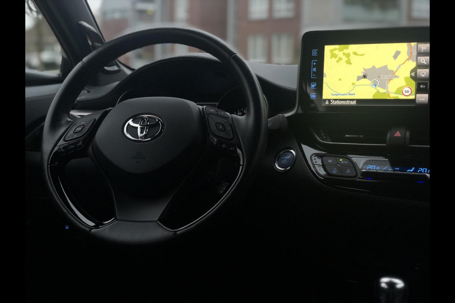 Toyota C-HR 1.8 Hybrid Style Bi-Tone | JBL, LED Pakket, Navigatie, Dodehoekherkenning, Parkeersensoren, Stoel + Stuurverwarming