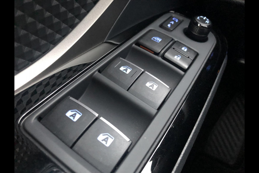 Toyota C-HR 1.8 Hybrid Style Bi-Tone | JBL, LED Pakket, Navigatie, Dodehoekherkenning, Parkeersensoren, Stoel + Stuurverwarming