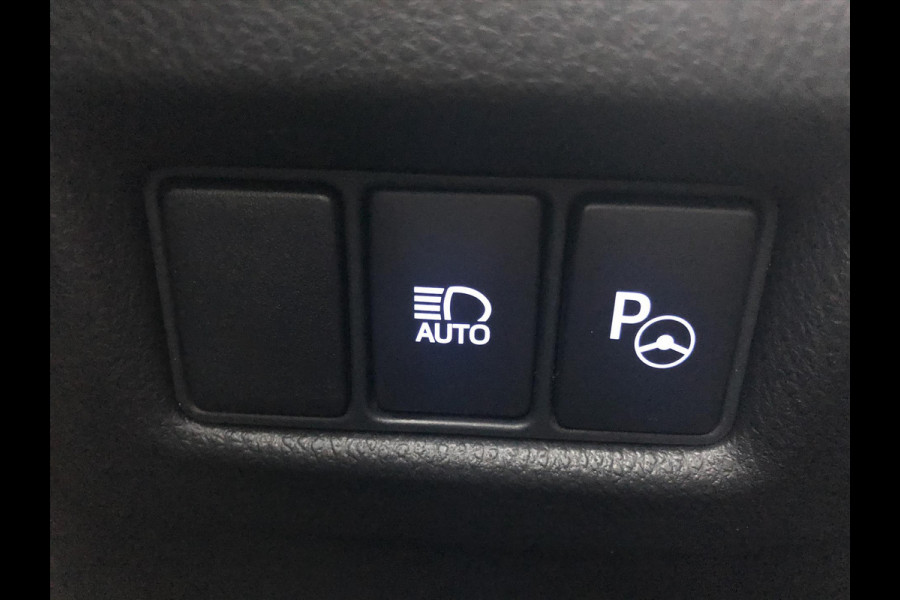Toyota C-HR 1.8 Hybrid Style Bi-Tone | JBL, LED Pakket, Navigatie, Dodehoekherkenning, Parkeersensoren, Stoel + Stuurverwarming