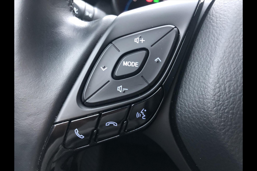 Toyota C-HR 1.8 Hybrid Style Bi-Tone | JBL, LED Pakket, Navigatie, Dodehoekherkenning, Parkeersensoren, Stoel + Stuurverwarming