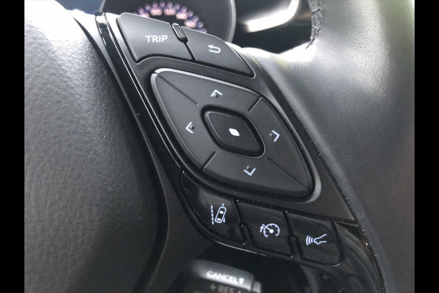 Toyota C-HR 1.8 Hybrid Style Bi-Tone | JBL, LED Pakket, Navigatie, Dodehoekherkenning, Parkeersensoren, Stoel + Stuurverwarming