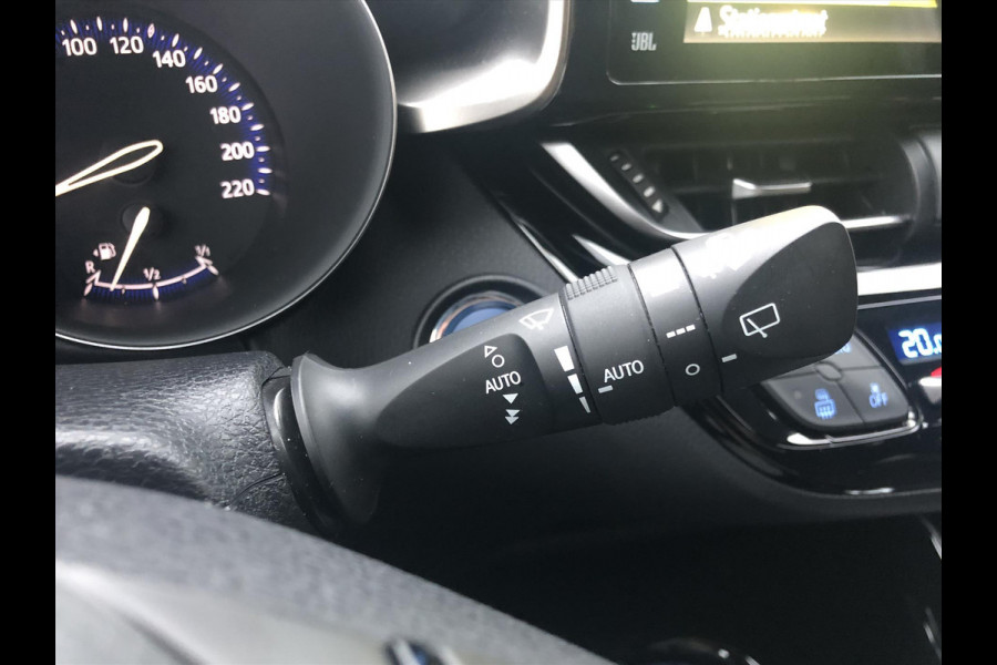 Toyota C-HR 1.8 Hybrid Style Bi-Tone | JBL, LED Pakket, Navigatie, Dodehoekherkenning, Parkeersensoren, Stoel + Stuurverwarming