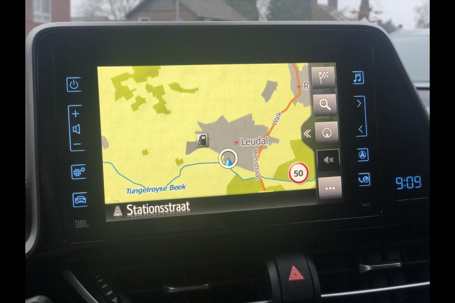 Toyota C-HR 1.8 Hybrid Style Bi-Tone | JBL, LED Pakket, Navigatie, Dodehoekherkenning, Parkeersensoren, Stoel + Stuurverwarming