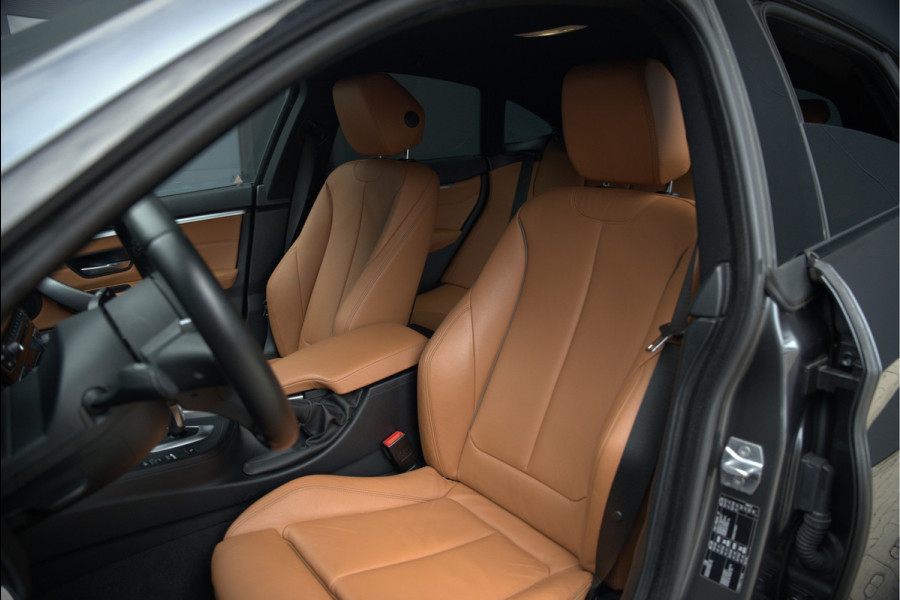 BMW 4 Serie Gran Coupé 418i High Executive M Sport | Stoelverwarming | Camera | Cognac Leer | Keyless | Shadow Line | Hifi | Automaat | NAP | DAB | LED | Navigatie Prof. | Cruise Control |