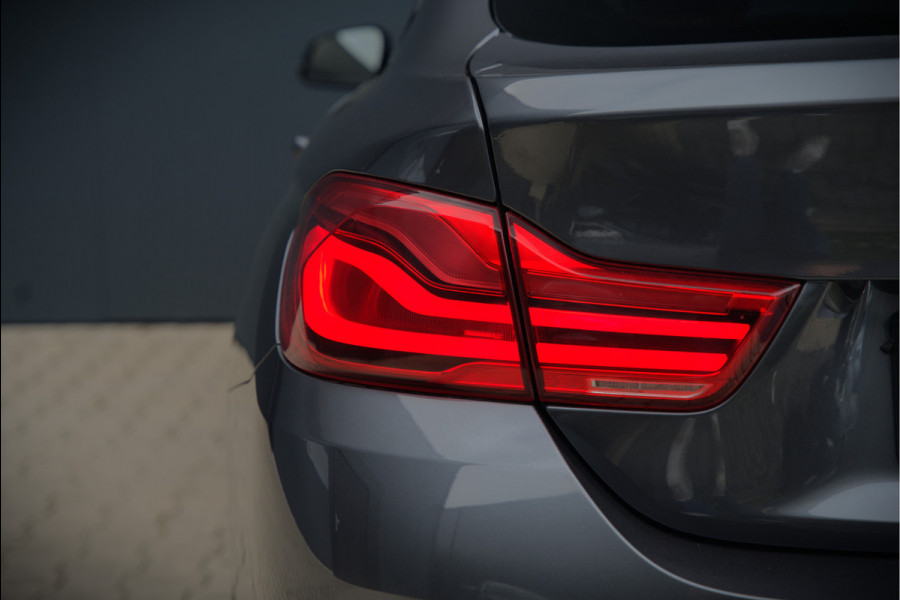 BMW 4 Serie Gran Coupé 418i High Executive M Sport | Stoelverwarming | Camera | Cognac Leer | Keyless | Shadow Line | Hifi | Automaat | NAP | DAB | LED | Navigatie Prof. | Cruise Control |