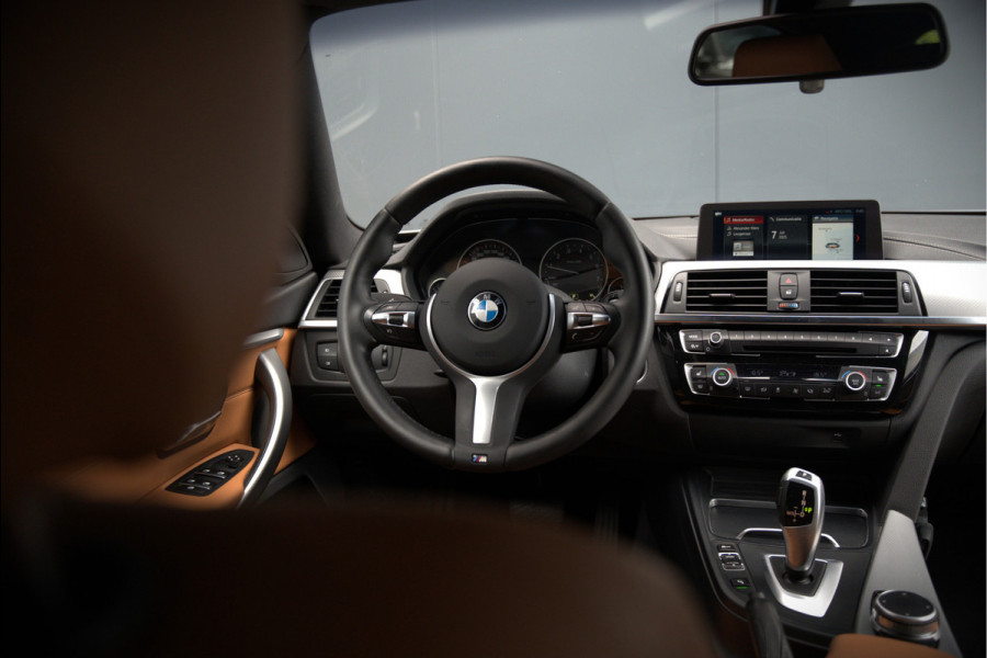 BMW 4 Serie Gran Coupé 418i High Executive M Sport | Stoelverwarming | Camera | Cognac Leer | Keyless | Shadow Line | Hifi | Automaat | NAP | DAB | LED | Navigatie Prof. | Cruise Control |