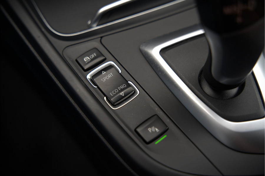 BMW 4 Serie Gran Coupé 418i High Executive M Sport | Stoelverwarming | Camera | Cognac Leer | Keyless | Shadow Line | Hifi | Automaat | NAP | DAB | LED | Navigatie Prof. | Cruise Control |