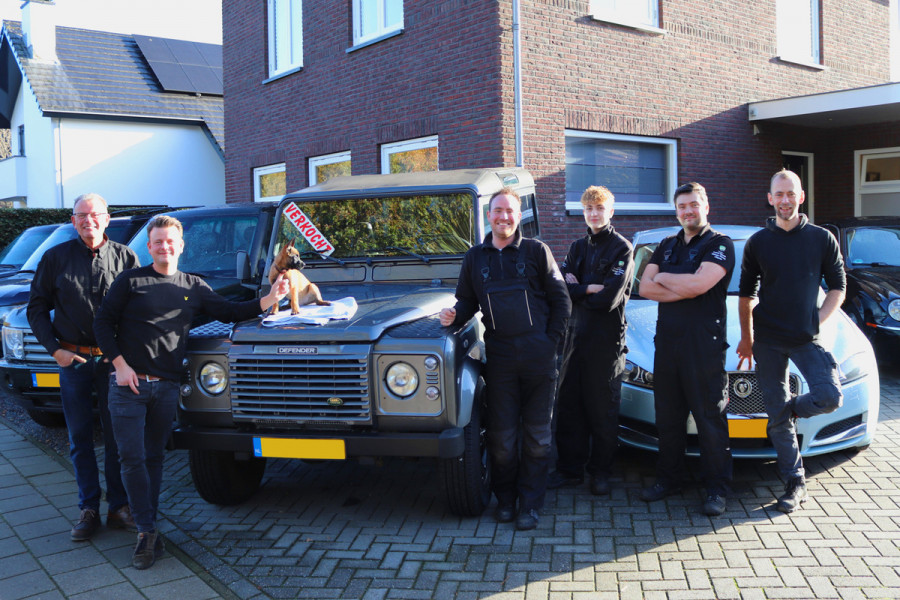 Land Rover Range Rover Sport 5.0 V8 SC SVR 576 PK ! Facelift ! Carbon ! Pano, Cruis, Airco, Stoelverw voor + achter!