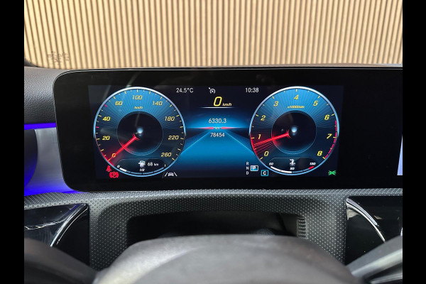 Mercedes-Benz A-Klasse 250 AMG 224PK - Pano - Ambiance
