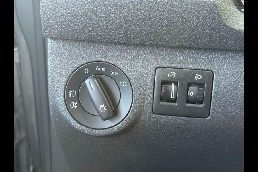 Volkswagen Caddy 1.4 TSI | DSG | Camera | NAVI | Trekhaak | DAB | Adaptieve Cruise