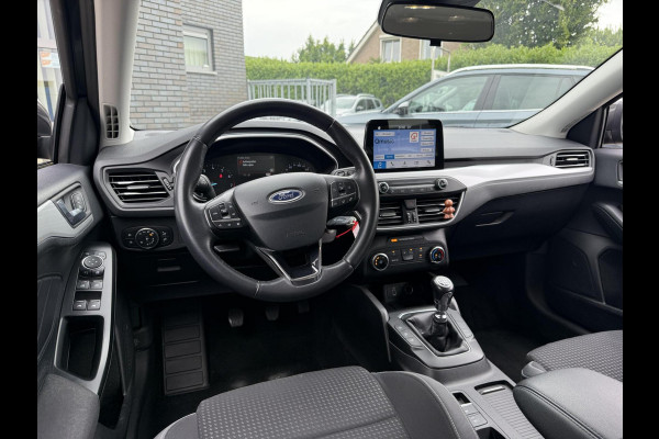 Ford Focus 1.5 EcoB 150pk CarPlay|Cruise|Navi|Trekhaak|Velgen