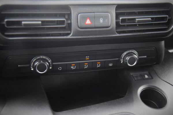 Opel Combo Life 1.2 Turbo L1H1 Edition PARKEERSENSOREN ACHTER/ACHTERDEUREN MET RUITEN