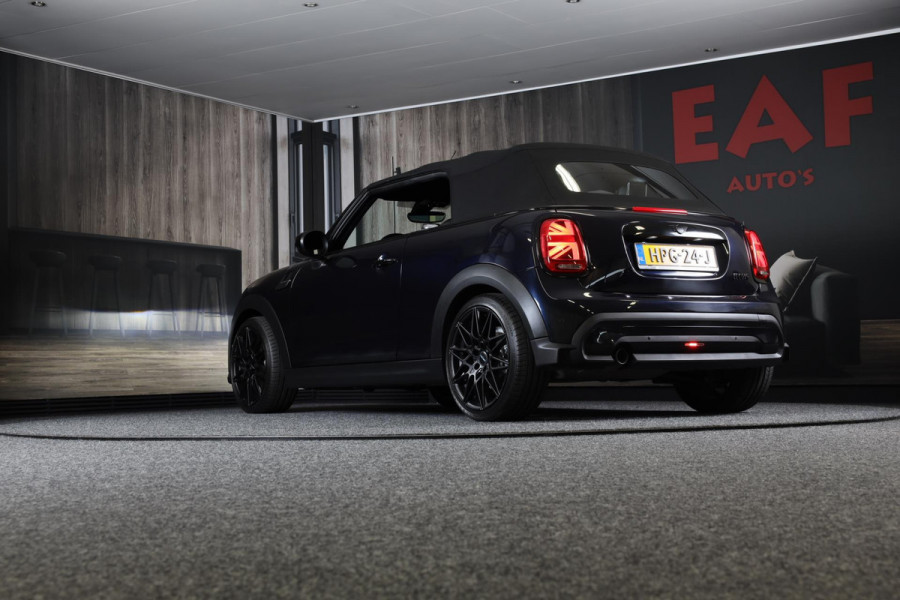 MINI Cabrio 1.5 Cooper / AUT / Navi / 136 Pk / Cruise Control / Leder / Ecc / Elek Pakket / Led / Pdc / 18 Inch