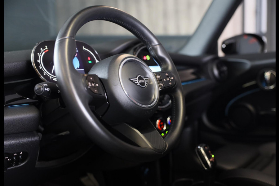 MINI Cabrio 1.5 Cooper / AUT / Navi / 136 Pk / Cruise Control / Leder / Ecc / Elek Pakket / Led / Pdc / 18 Inch
