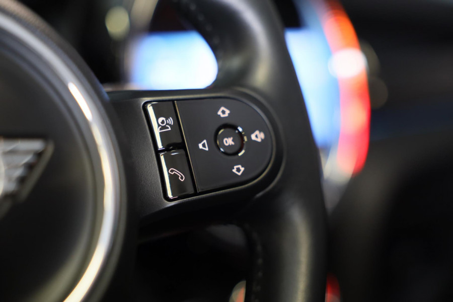 MINI Cabrio 1.5 Cooper / AUT / Navi / 136 Pk / Cruise Control / Leder / Ecc / Elek Pakket / Led / Pdc / 18 Inch