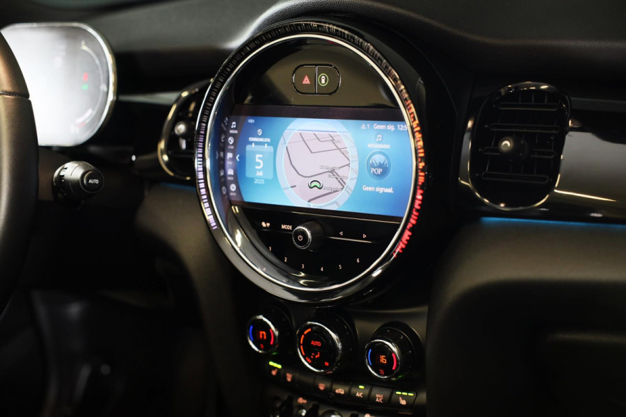 MINI Cabrio 1.5 Cooper / AUT / Navi / 136 Pk / Cruise Control / Leder / Ecc / Elek Pakket / Led / Pdc / 18 Inch