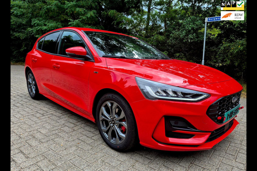 Ford Focus 1.0 EcoBoost Hybrid ST Line