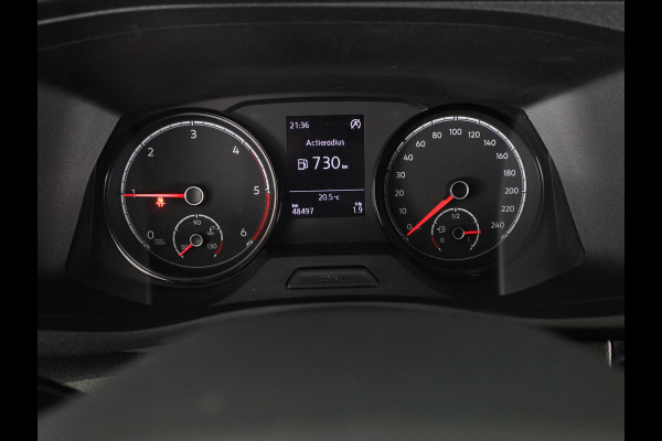 Volkswagen Transporter 2.0 TDI L2H1 28 150 pk | Airo | Trekhaak | Parkeersensoren | Elektr. spiegels (inklapbaar) |